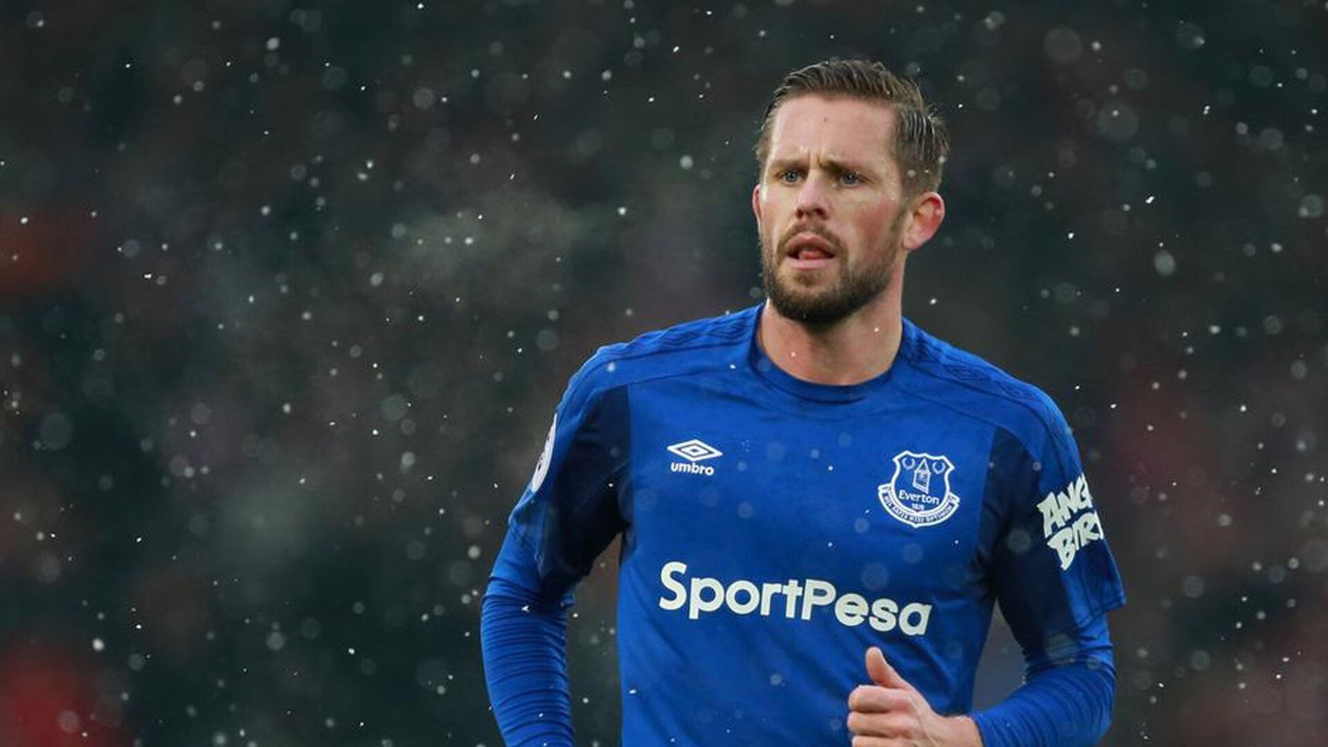 决赛焦点：奥卡拉汉如何领先对手整条泳道，拉奥 卡奥