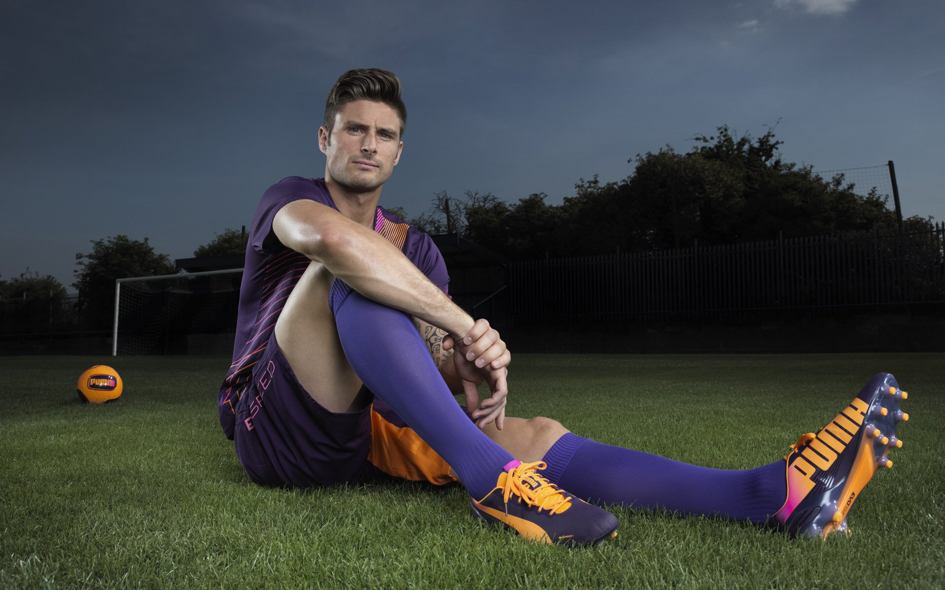 巴黎女足强势晋级欧冠八强，巴黎 女足